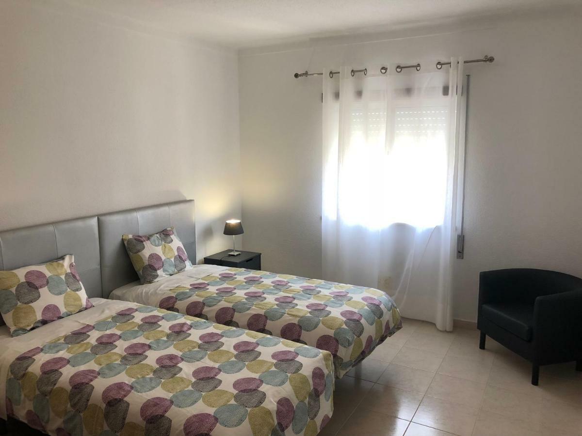 Olinda'S 2 Bedroom Apartment 拉哥斯 外观 照片